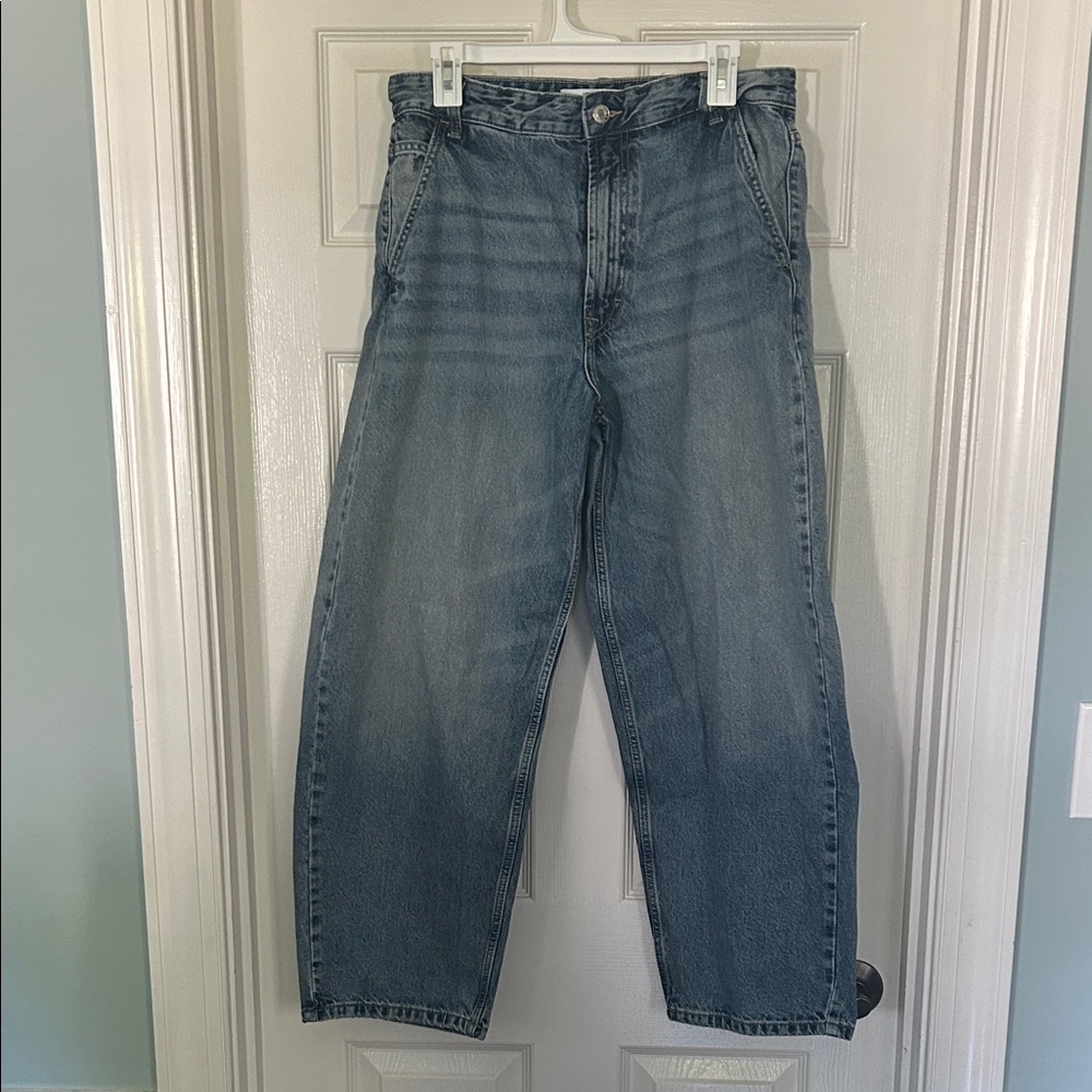 Bershka Women's Relaxed Blue Jeans Size 8